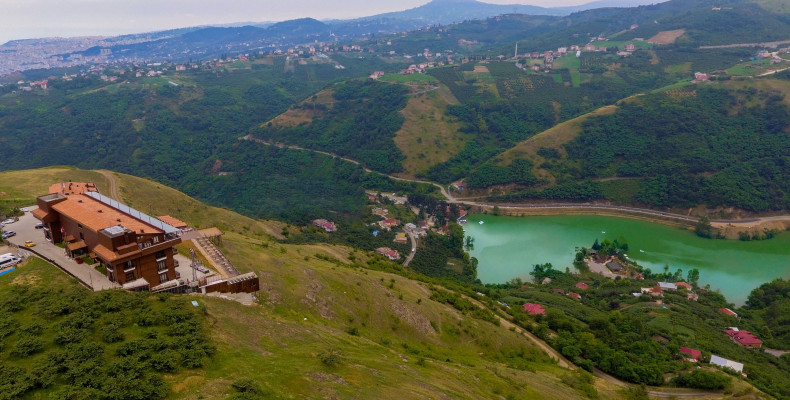 دریاچه سرا  از جاهای دیدنی ترابزون