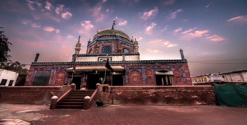 مقبره شمس تبریزی