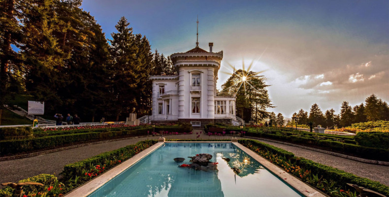 عمارت آتاتورک از جاهای دیدنی ترابزون