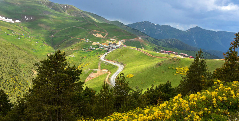 کوه‌های زیگانا از جاهای دیدنی ترابزون