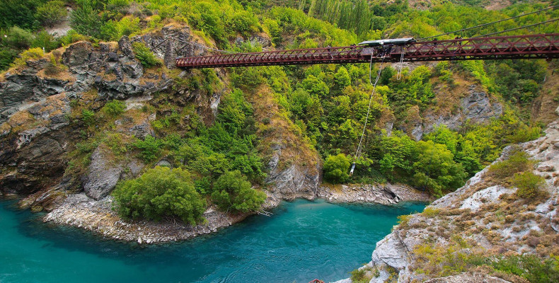 پرش از روی پل در نیوزیلند