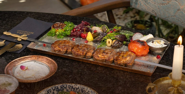 کباب در رستوران آهورا از رستوران های ایرانی آنتالیا