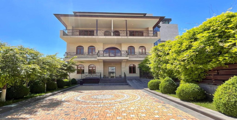 هتل بی‌ین ایروان 