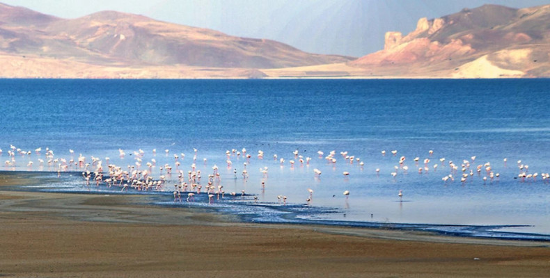 دریاچه کوچک ارچک در وان