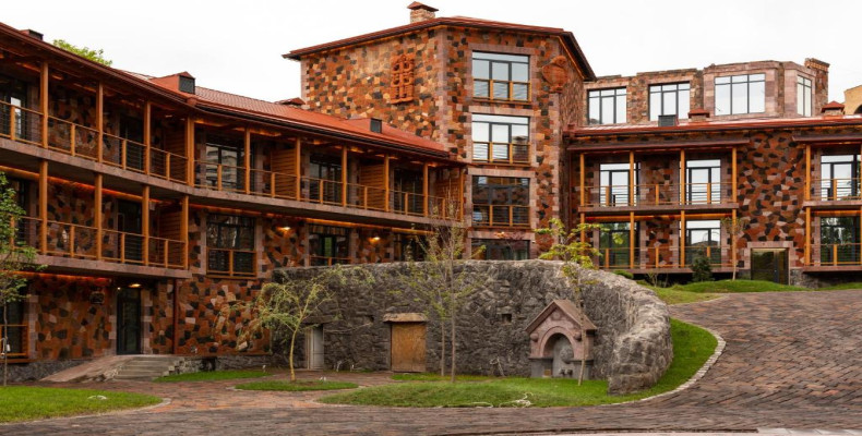 هتل رد بریج ایروان