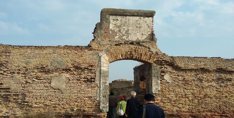 قلعه روس‌ ها از جاهای دیدنی بندر ترکمن