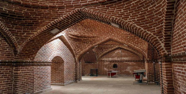 گرمابه بیستون سردشت