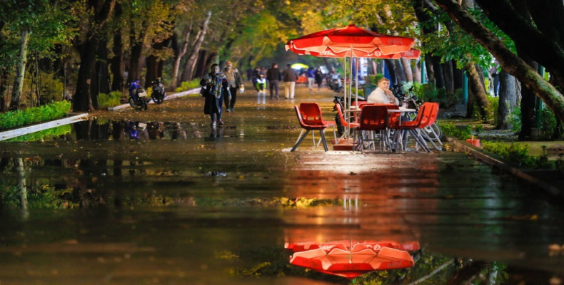 خیابان چهارباغ عباسی از جاهای رمانتیک اصفهان