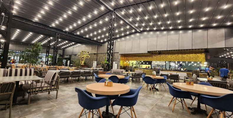 کافه دامون از جاهای لاکچری کیش