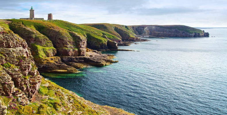 پیاده‌روی در مسیر ساحلی بریتانی؛ GR34