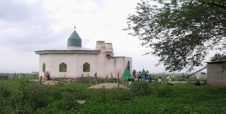 قدمگاه بها‌ الدین نقشبندی بندر ترکمن