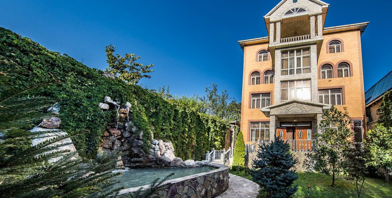 راهنمای سفر به تاجیکستان و اقامت در هتل Hello Dushanbe Hostel