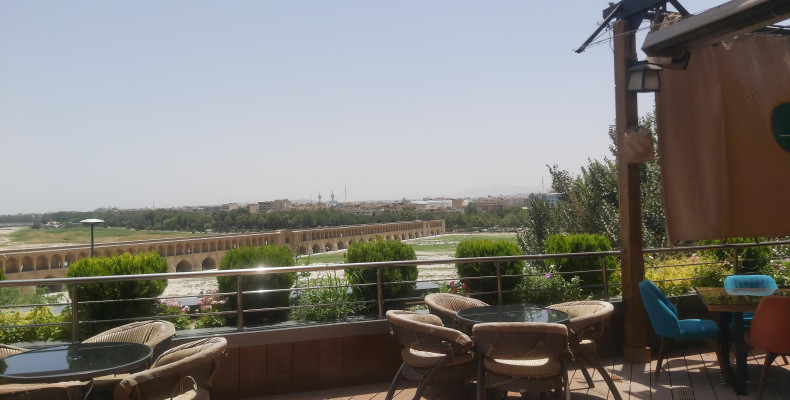  کافه سینما سکانس اصفهان