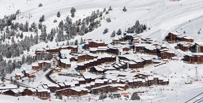 سفر زمستانی به لس تروآ والِه از جاهای دیدنی فرانسه