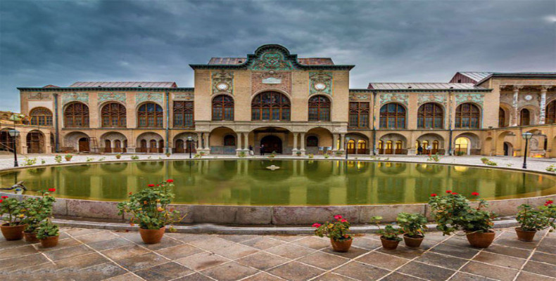 کافه مسعودیه از جاهای رمانتیک اصفهان