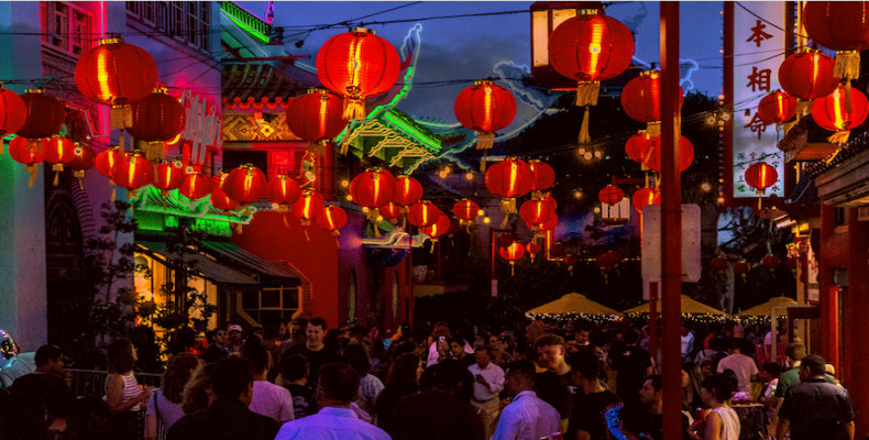 گشت‌وگذار شبانه در Chinatown و Little Tokyo از تفریحات شبانه لس آنجلس