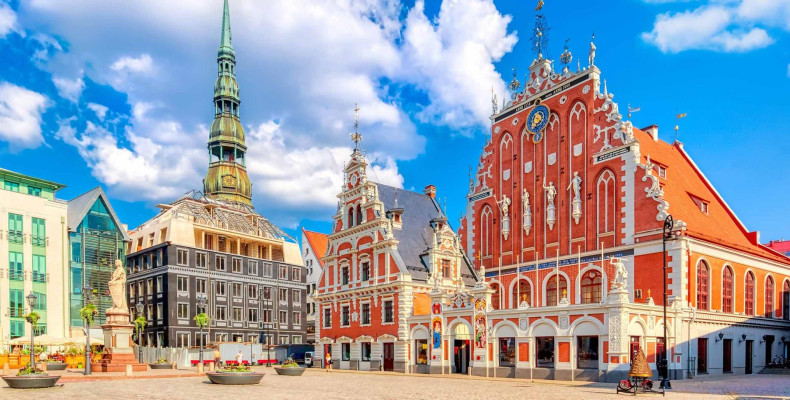 لتونی از بهترین کشورها برای سفر در تابستان