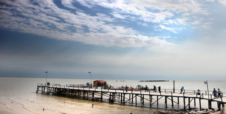 اسکله بندر ترکمن