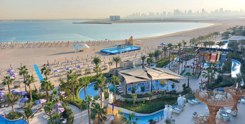 هتل سنتارا میراژ بیچ ریزورت (Centara Mirage Beach Resort)