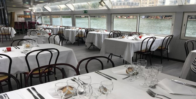 کروز شام در کانال سنت مارتین پاریس