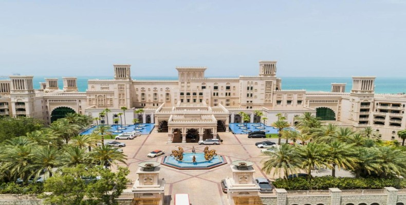 جمیرا القصر (Jumeirah Al Qasr)