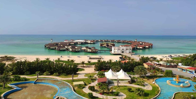 نمای زیبایی از هتل لاکچری ترنج در کیش