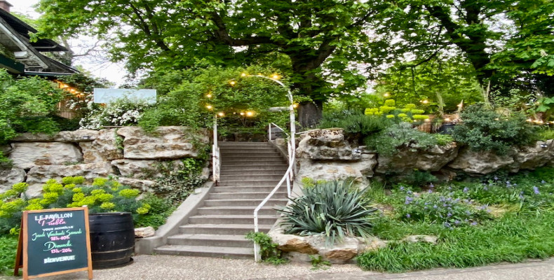 پاویون‌های پارک بوت شومون پاریس