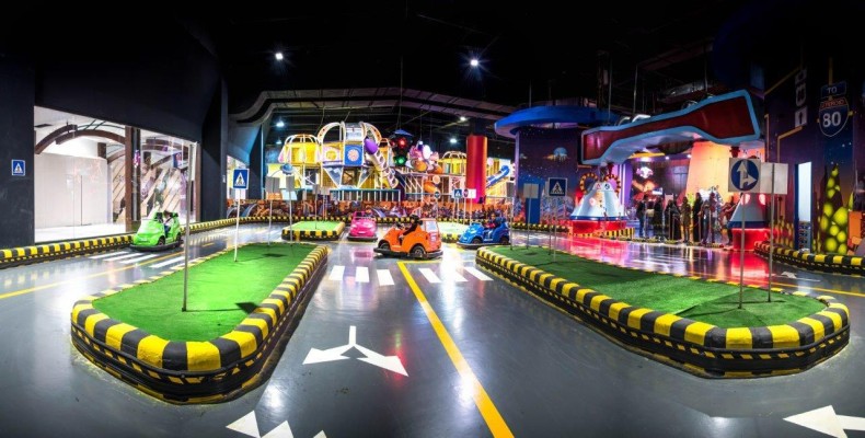 شهربازی کهکشان عجایب اصفهان