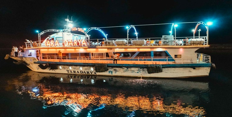 کشتی تارا کیش