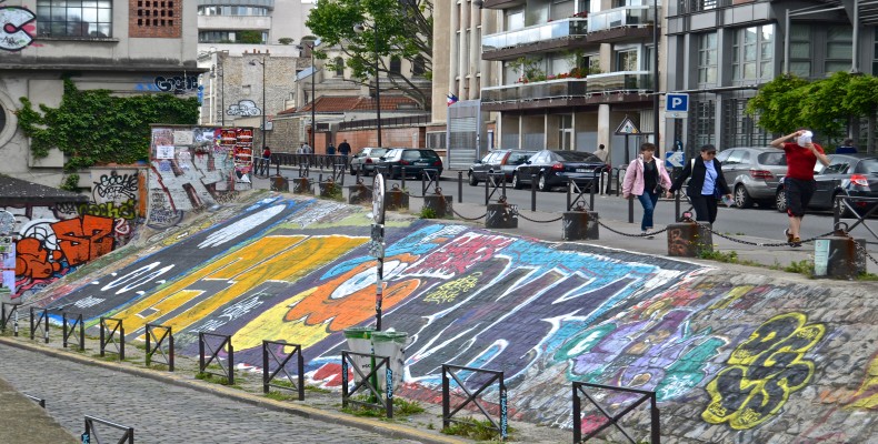 دیوارهای پر از هنر کانال سنت مارتین پاریس