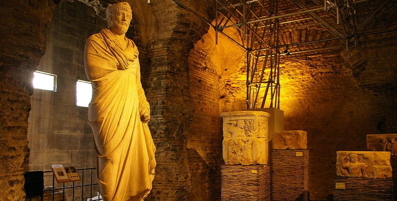 حمام‌ های رومی موزه کلونی