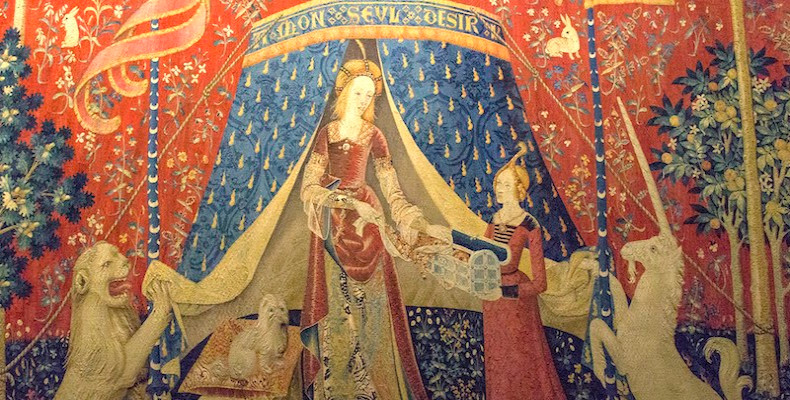 بانو و تک‌ شاخ موزه کلونی