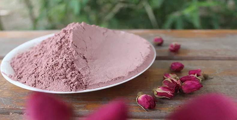 قاووت یا قوتو گل محمدی