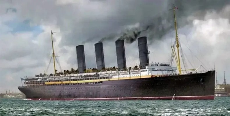 کشتی RMS Lusitania؛ یکی از کشتی‌های به گل نشسته معروف جهان که در جنگ جهانی اول غرق شد